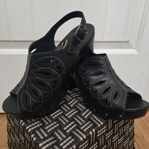 Dansko ROWENA Black Leather Heeled Sandal Clogs